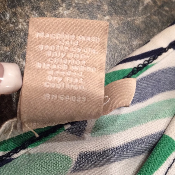 Banana Republic sleeveless blouse - Picture 5 of 5